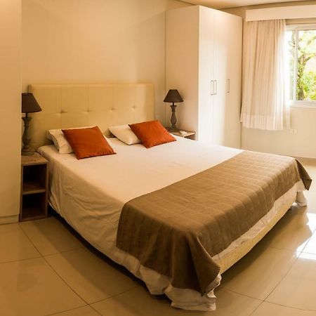 Realty Py Villa Morra アスンシオン エクステリア 写真
